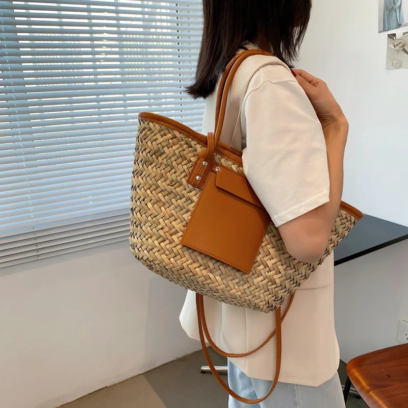 ''Lexy''  Large Capacity  Woven Wicker Shoulder Crossbody Bag